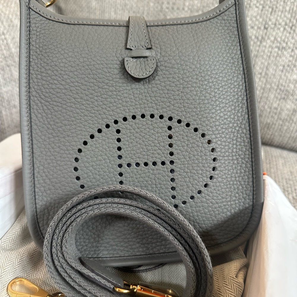 NEW w/ receipt  HERMES Gris Meyer Clemence GHW Mini Evelyne TPM stamp K/2025
